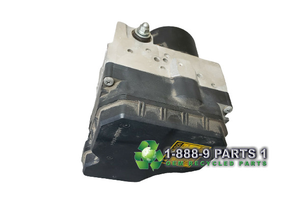 ABS Anti-Lock Brake Pump w/Module Toyota Avalon 2005-2008 OEM in Other Parts & Accessories in Hamilton - Image 4