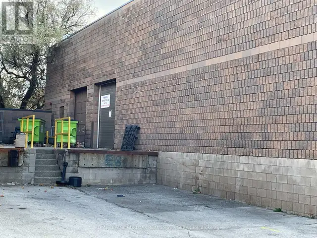 E8 - 1155 APPLEBY LINE Burlington (Industrial Burlington), Ontar in Commercial & Office Space for Rent in Oakville / Halton Region - Image 8