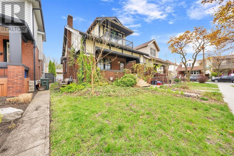 1719 Iroquois St Windsor, Ontario Houses for Sale Windsor Region