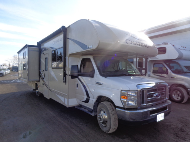 Check This Out, C-Class Motorhome with Bunks!!! Thor Chateau 30D in RVs & Motorhomes in Markham / York Region
