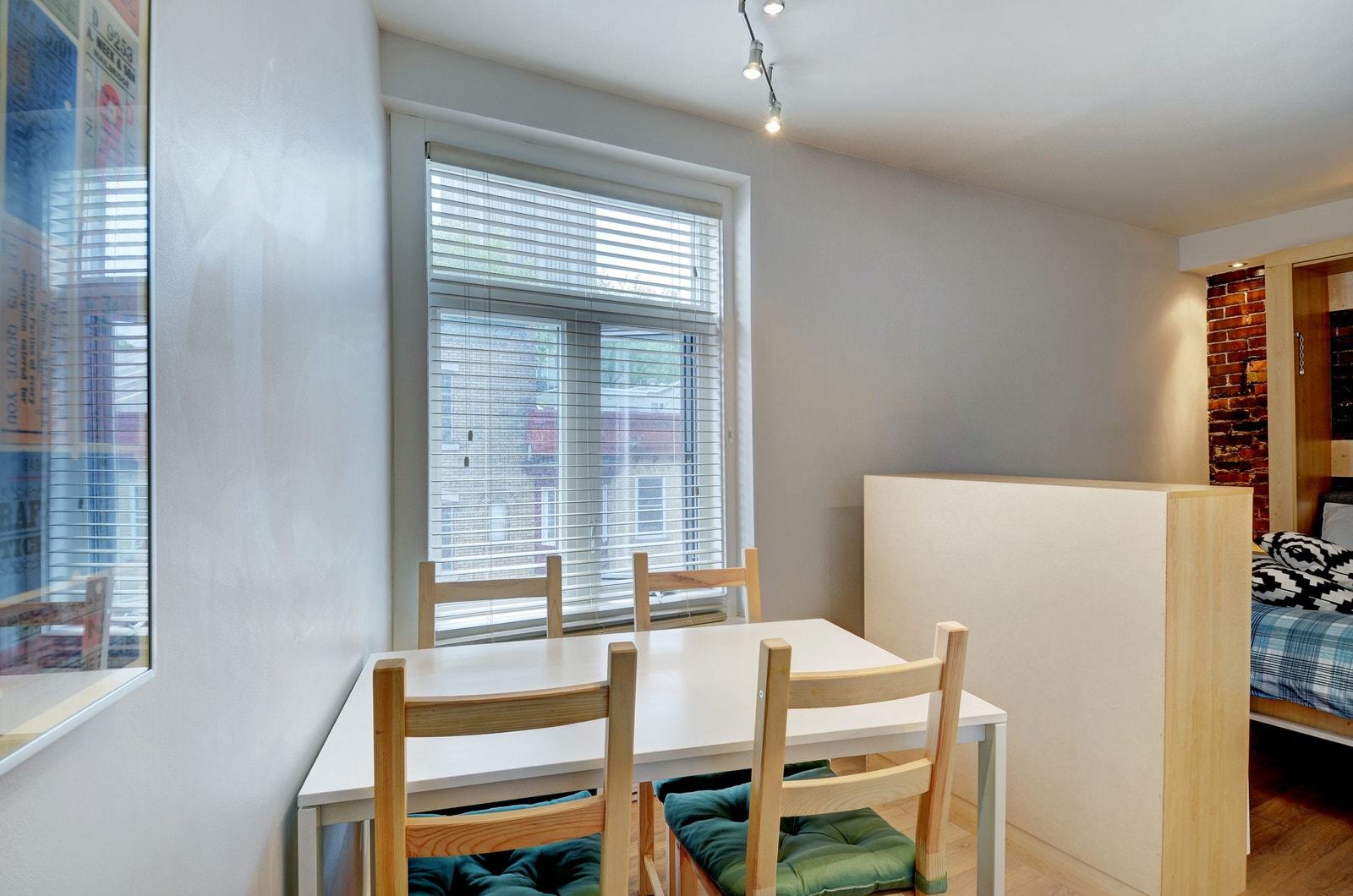 254 Rue Saint-Jean — photo 1