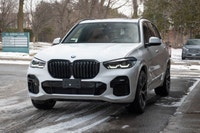 2022 BMW X5 xDrive 40i BMW X5. All-wheel-drive SUV powered by a 3.0l turbocharged 6-cylinder engine... (image 2)