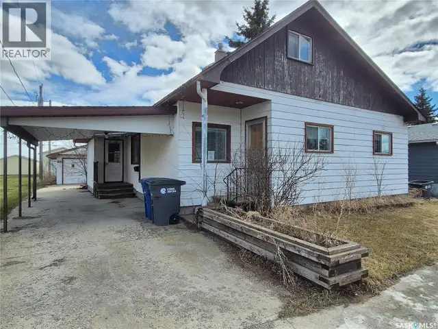 225 1st AVENUE Kendal, Saskatchewan in Houses for Sale in Regina - Image 2