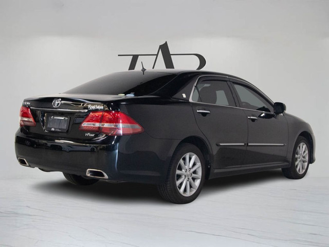 2010 Toyota Crown RIGHT HAND DRIVE | REAR CAM | BLID SPOT CAM in Cars & Trucks in Mississauga / Peel Region - Image 4