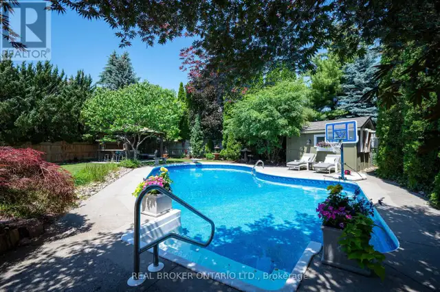 6 PIONEER TOWER CRESCENT Kitchener, Ontario in Houses for Sale in Kitchener / Waterloo - Image 7