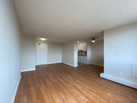 SPACIOUS TWO BEDROOM APARTMENT FOR RENT IN PETERBOROUGH! SURROUNDED BY PARKS AND CLOSE TO LITTLE LAK... (image 4)