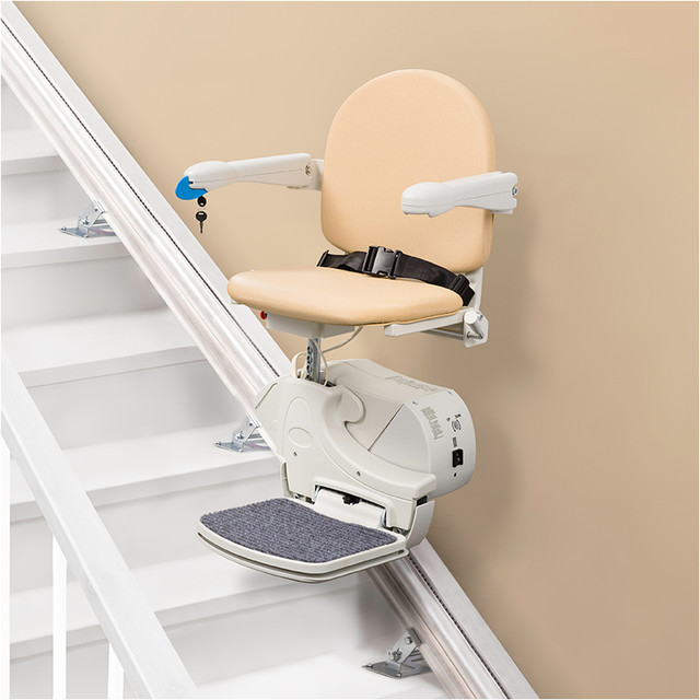 Stairlift Curved and Straight in Health & Special Needs in City of Toronto - Image 4