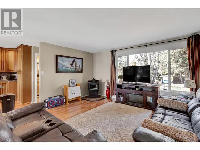 5040 MEIER SUB ROAD Cluculz Lake, British Columbia in Houses for Sale in Vanderhoof - Image 17
