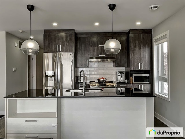 $420,000 - Condominium in Pointe-Aux-Trembles / East Montreal — photo 1