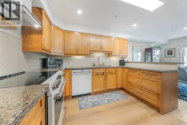 222, 6868 Sierra Morena Boulevard SW Calgary, Alberta in Condos for Sale in Calgary - Image 6