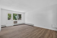 Amenities: Heat & Water Included • Air Conditioning • Walk-In Closets Suite & Building: Spacious bac... (image 4)