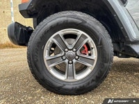 This Jeep Wrangler boasts a Regular Unleaded V-6 3.6 L/220 engine powering this Automatic transmissi... (image 9)