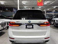 **SPRING SPECIAL!** FEATURING : BMW SKY LOUNGE PANORAMIC SUNROOF, POWER REAR RECLINING SEATS, HEADS... (image 5)