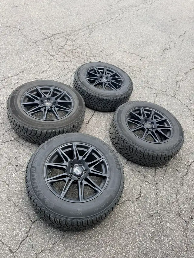 225/65/17 michelin winters 5x114.3 toyota venza rav4 Lexus NX in Tires & Rims in Mississauga / Peel Region - Image 6
