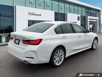This BMW 3 Series boasts a Intercooled Turbo Premium Unleaded I-4 2.0 L/122 engine powering this Aut... (image 7)
