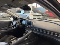 **FORMER DAILY RENTAL** **MONTH-END SPECIAL!** FEATURING : MULTI DRIVE MODES, REMOTE START, WELL EQU... (image 8)