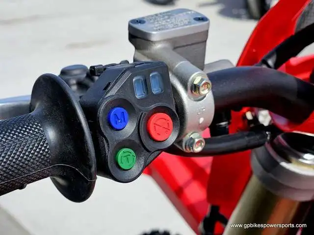 2025 Honda CRF 450R in Dirt Bikes & Motocross in Oshawa / Durham Region - Image 16