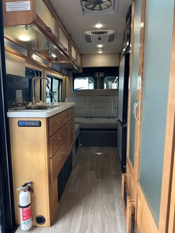 !!!PRICE DROP!!! 2023 Coachmen Beyond 22C in RVs & Motorhomes in Delta/Surrey/Langley - Image 7
