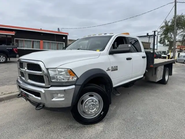 2013 Ram 5500 SLT 4WD 6.7L CUMMINS DIESEL-12' FLAT DECK-CREW CAB in Cars & Trucks in City of Toronto - Image 2