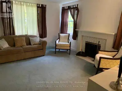 11 BARBERRY PLACE Toronto (Bayview Village), Ontario