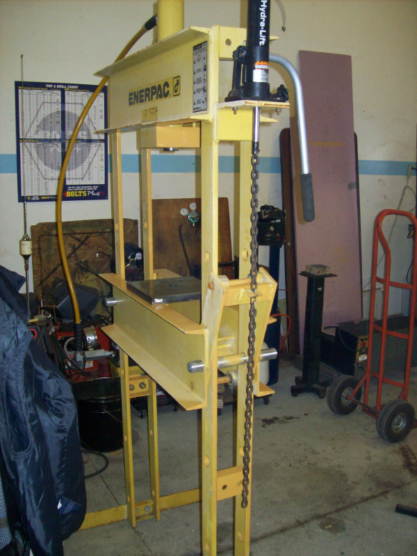 ENERPAC air-hydraulic 30 Ton press in Other Business & Industrial in Guelph - Image 2