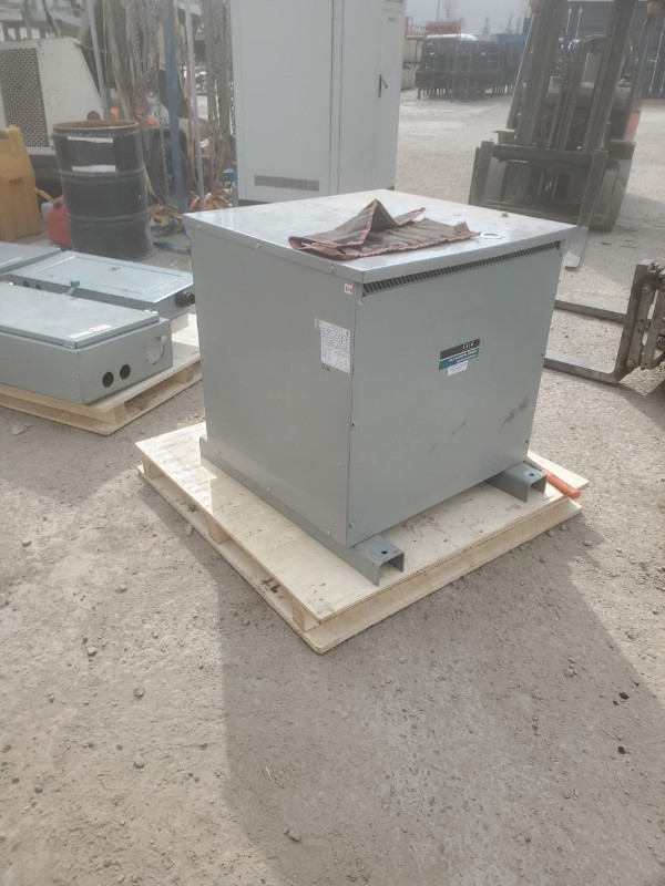 150 KVA 480 V DELTA to 208Y/120 Dry-Type Isolation Transformer in Other Business & Industrial in Edmonton