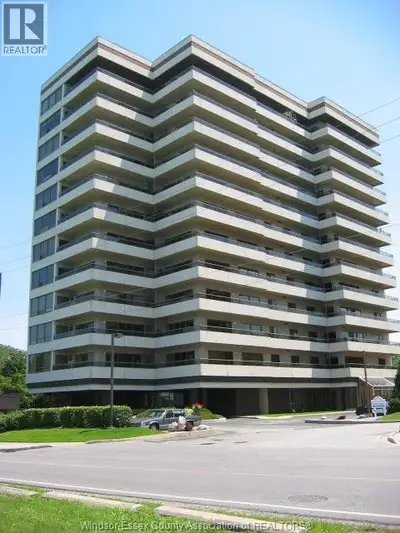 Welcome to Coventry Park Place, one of Windsor’s most prestigious waterfront condo buildings. This s...