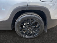 Welcome to Capital GMC! Check out this vehicle's pictures, features, options and specs, and let us k... (image 8)