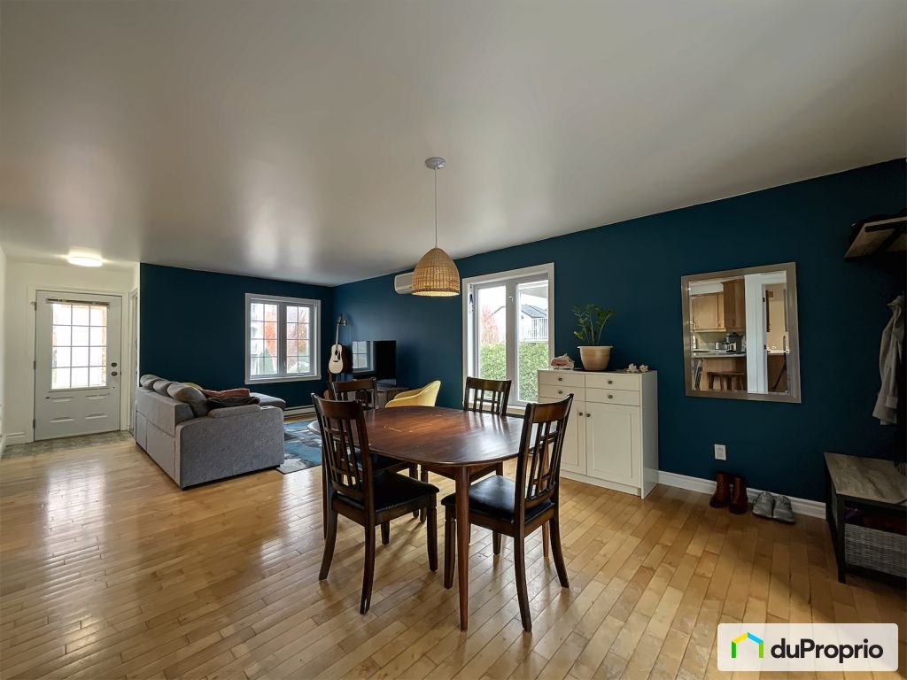 $390,000 - Condominium for sale in St-Jérôme (St-Jérôme) — photo 1