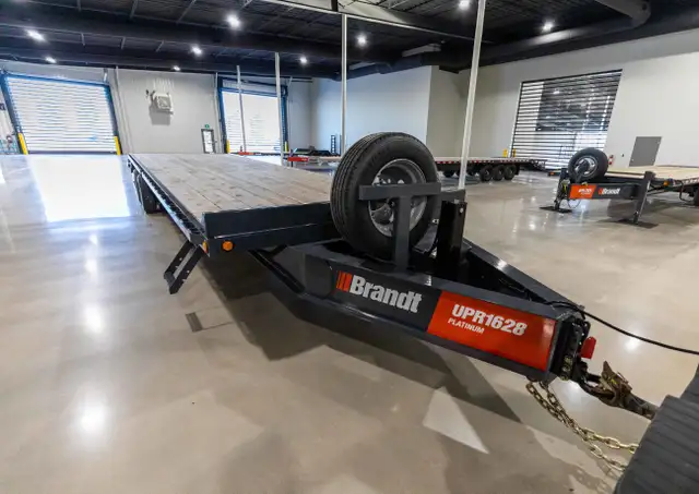 16-Ton, 28' Deckover Flatbed Trailer Brandt UPR1628 in Cargo & Utility Trailers in Regina - Image 9