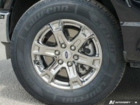 This 2022 Ford F-150 XLT crew cab boasts a powerful 2.7L V6 EcoBoost engine, providing ample power f... (image 5)