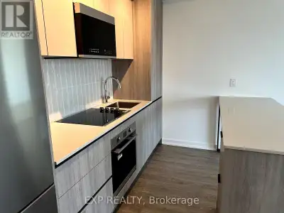 Welcome to this brand new, modern 2-bedroom condo in the heart of Erin Mills! Bright and stylish wit...