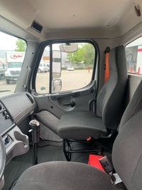 Ryder Stock ID: 764774 Transmission Type/Speed: MANUAL 10 Engine: DIESEL L9'17 350/2000 Horse Power:... (image 8)