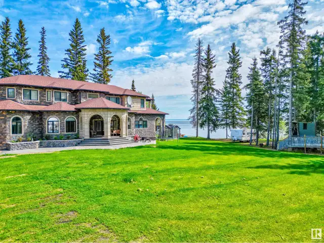 2202 28 ST Cold Lake, Alberta in Houses for Sale in Edmonton - Image 17