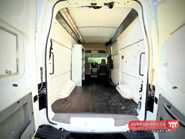 2014 Nissan NV Cargo 2500 HD Certified Low KMS One Owner in Cars & Trucks in Barrie - Image 12