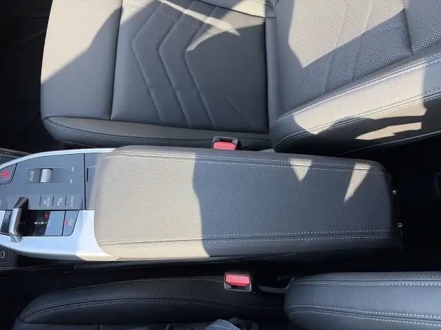 2023 BMW X15606455658322534423