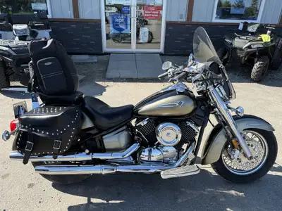 This unit is in amazing shape and ready to ride comes with a lot of accessories. REAR RACK, SADDLE B...