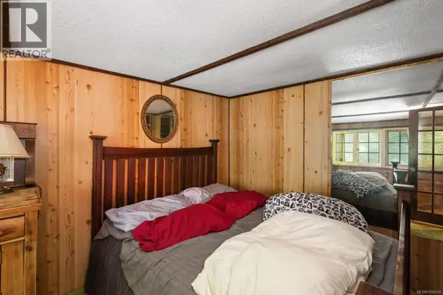 3175 Plumtree Rd Cobble Hill, British Columbia in Houses for Sale in Victoria - Image 16