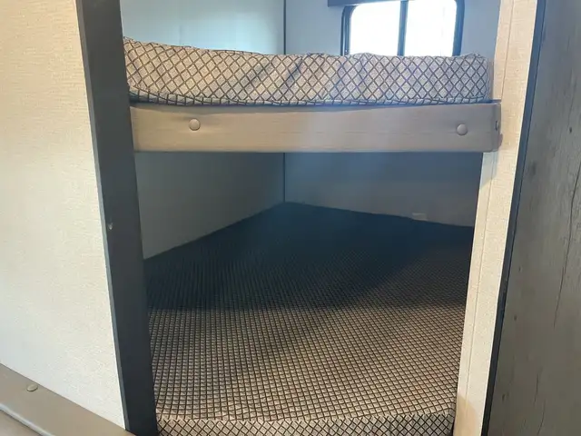 2022 Hideout 262BH--CLEARANCE PRICING in Travel Trailers & Campers in Sudbury - Image 11