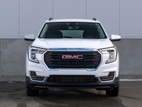 CARGET AUTOMOTIVE is thrilled to offer this 2022 GMC Terrain SLE, a versatile compact SUV in Canada,... (image 3)