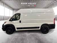 TRAILER SWAY CONTROL, ILLUMINATED ENTRY, REMOTE KEYLESS ENTRY, TRACTION CONTROL, ELECTRONIC STABILIT... (image 3)