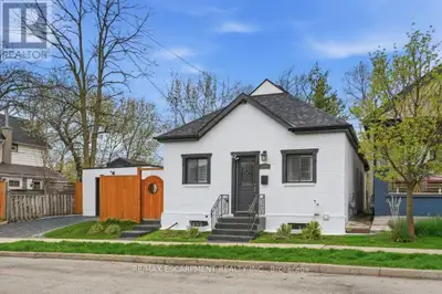 Completely remodelled brick bungalow in the sought-after Kirkendall neighbourhood, just a 2-minute w...