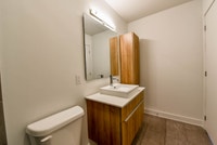 Renovated Akelius one bedroom apartment for rent. Located near Sauvé in the Ahuntsic neighborhood, M... (image 7)