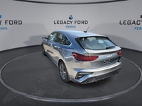 Android Auto, Apple CarPlay, Wireless Charging, Heated Steering Wheel, Heated Seats! Unleash your ne... (image 5)