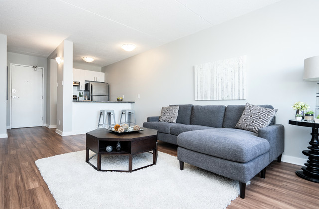 Fort Garry Tower - Studio Apartment for Rent in Long Term Rentals in Winnipeg