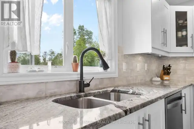 2425 FERGUSON FALLS ROAD Drummond/North Elmsley, Ontario in Houses for Sale in Kingston - Image 13