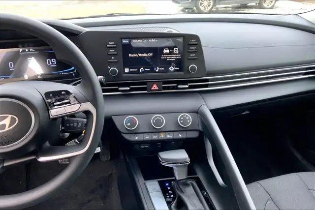 2026 Hyundai ELANTRA ESSENTIAL in Cars & Trucks in Edmonton - Image 7