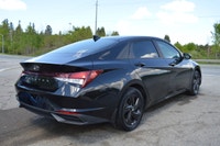 2021 Hyundai Elantra Preferred with Sun Tech Package 126,053 KM Now Only $16,950(Was $19,950) or $11... (image 4)
