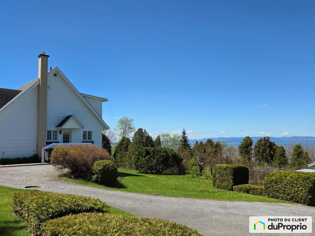 $550,000 - 2 Storey for sale in ND-Du-Portage — photo 2