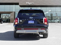 Sunroof, Heated Seats, Android Auto, Apple CarPlay, Navigation! Compare at $47365 - Our Price is jus... (image 3)